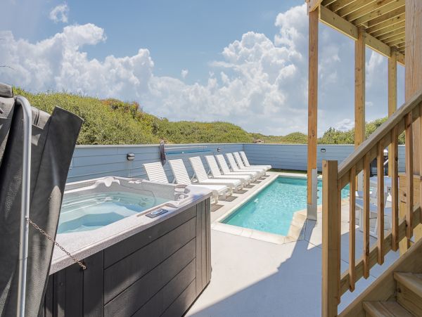 The Outer Banks Home 1016638