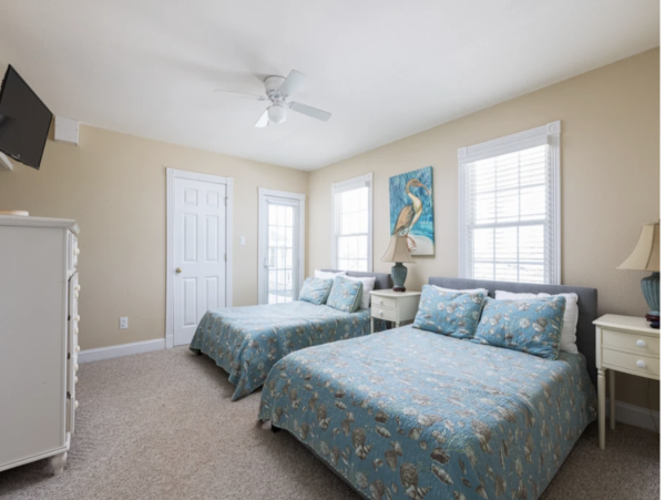 Outer Banks Beach House Movie Theatre NEW ARRIVAL