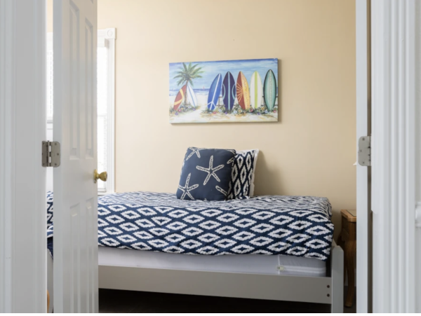 Outer Banks Beach House Movie Theatre NEW ARRIVAL