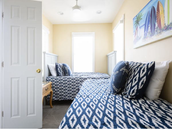 Outer Banks Beach House Movie Theatre NEW ARRIVAL