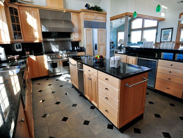 The Outer Banks Home 1016678