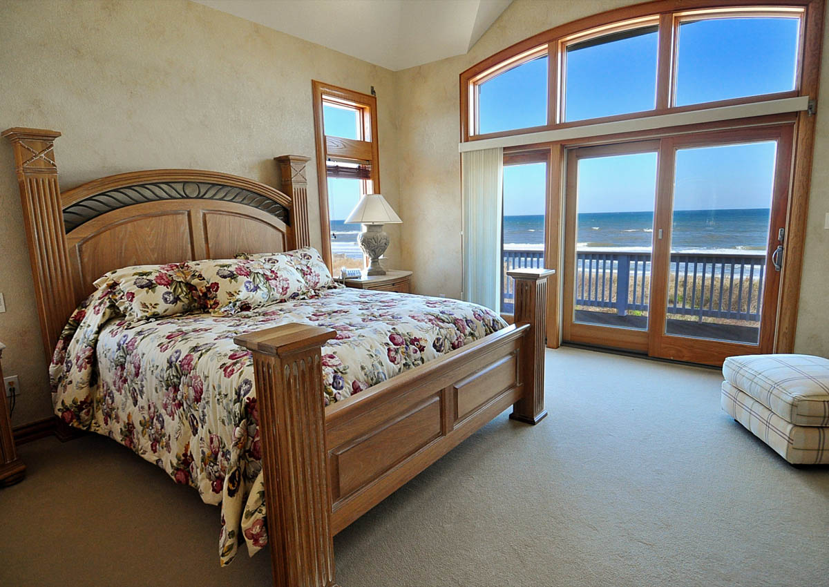The Outer Banks Home 1016678