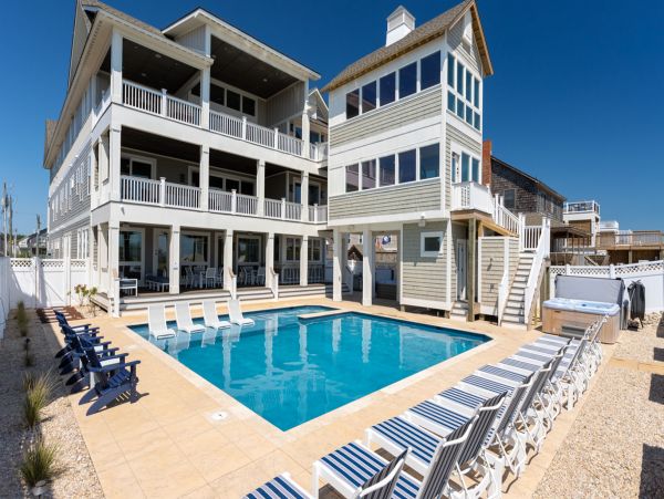 The Outer Banks Home 1016748