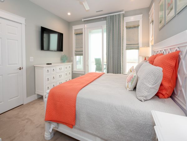 The Outer Banks Home 1016758