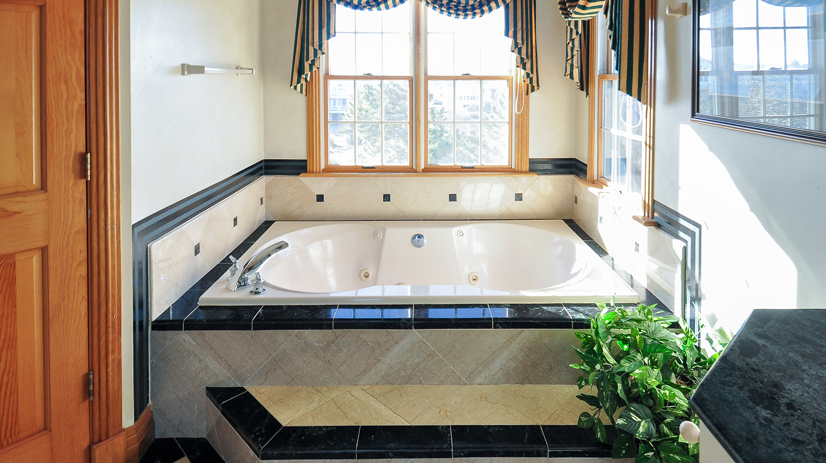 The Outer Banks Home 1016770