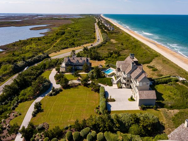 The Outer Banks Home 1016804