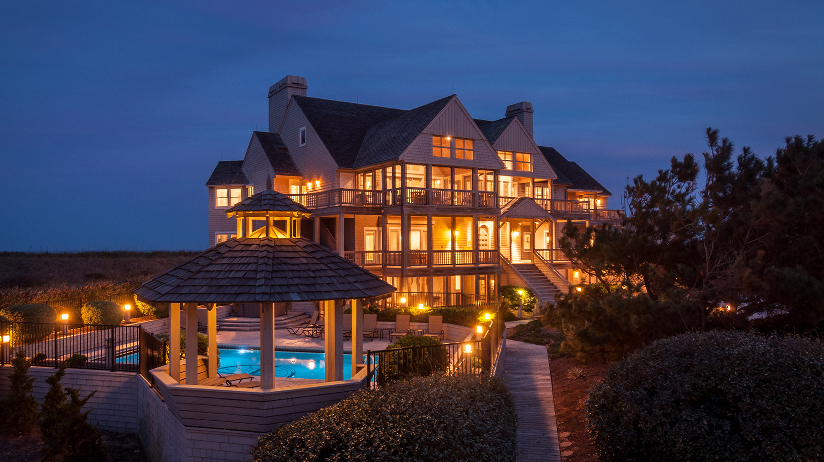 The Outer Banks Home 1016804