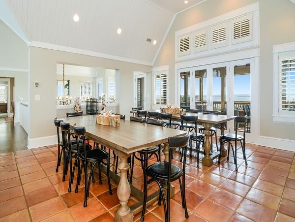 The Outer Banks Home 1016804