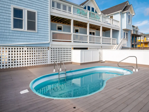 Pet-frendly Vacation Home 8 Bedroom & Pool in Corolla