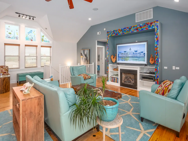 Pet-frendly Vacation Home 8 Bedroom & Pool in Corolla