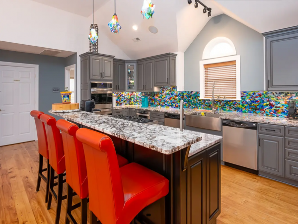 Pet-frendly Vacation Home 8 Bedroom & Pool in Corolla