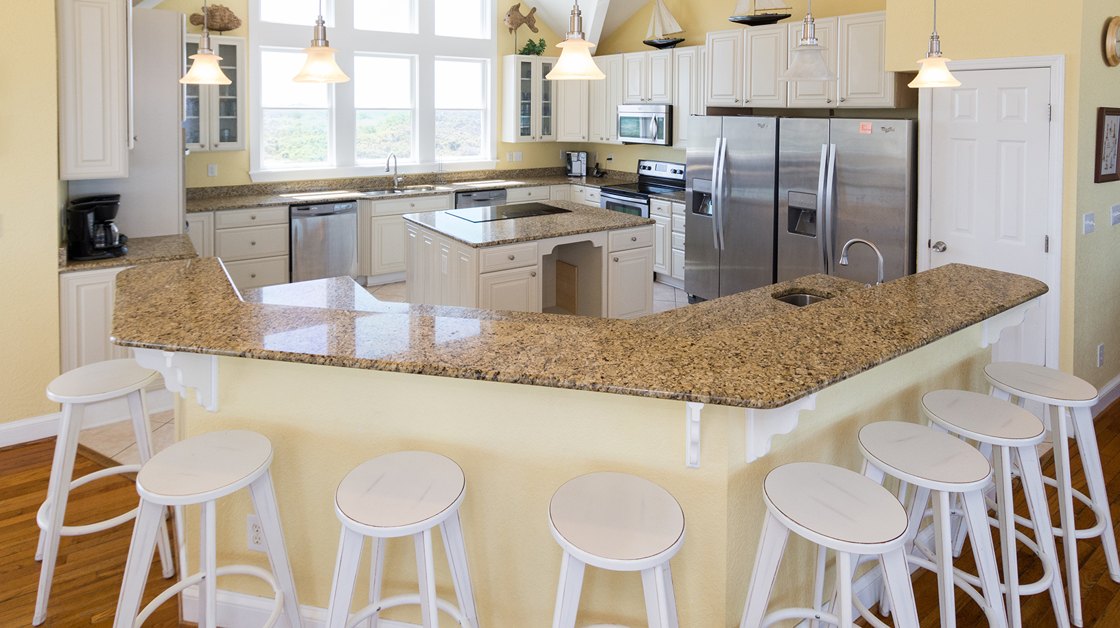 17 Bedroom Ocean front house in the Outer Banks