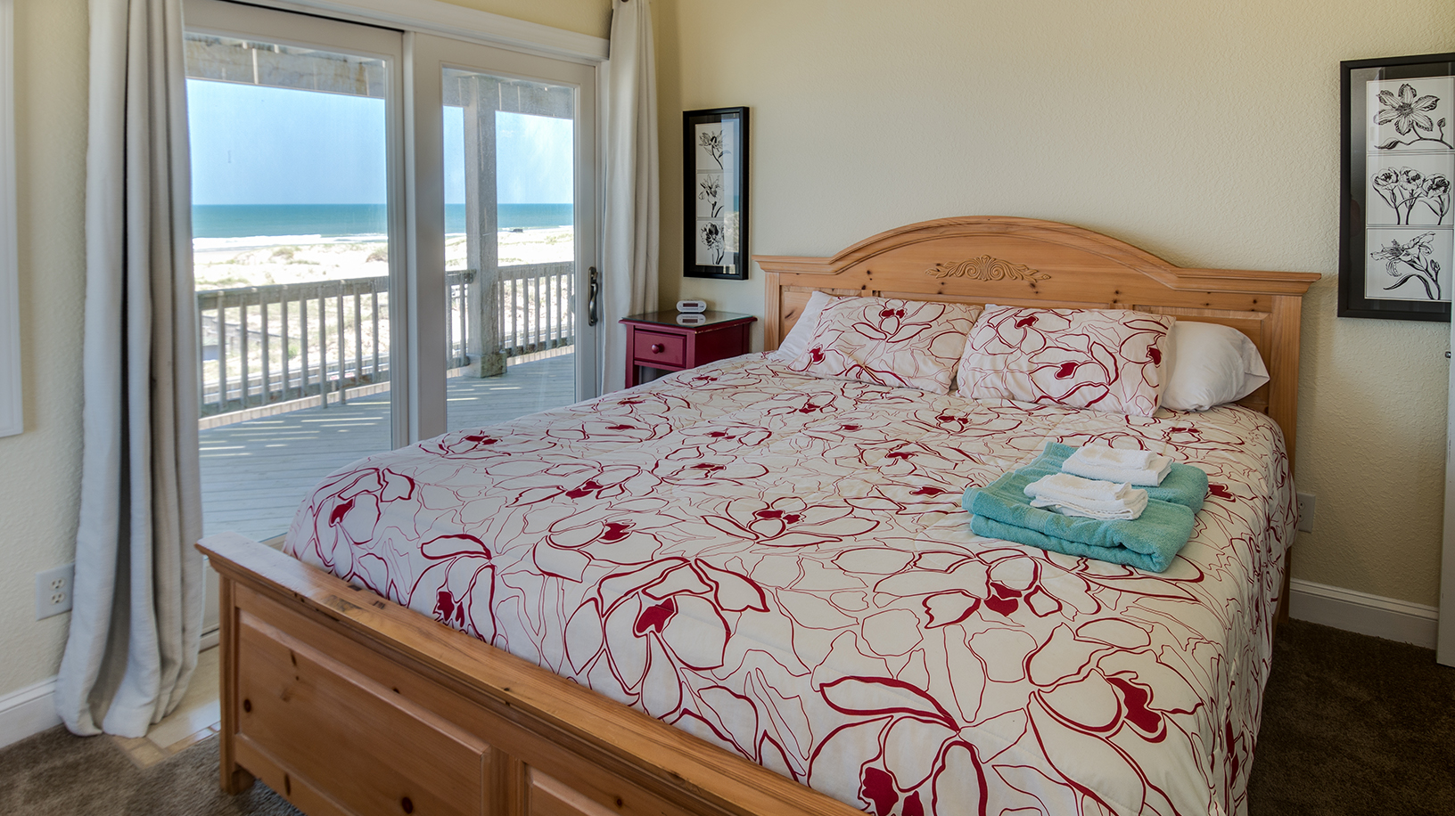 17 Bedroom Ocean front house in the Outer Banks