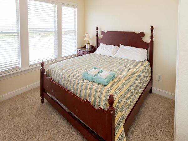 17 Bedroom Ocean front house in the Outer Banks