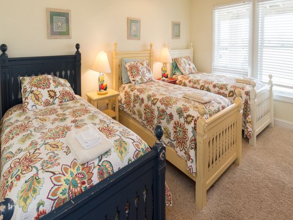 17 Bedroom Ocean front house in the Outer Banks