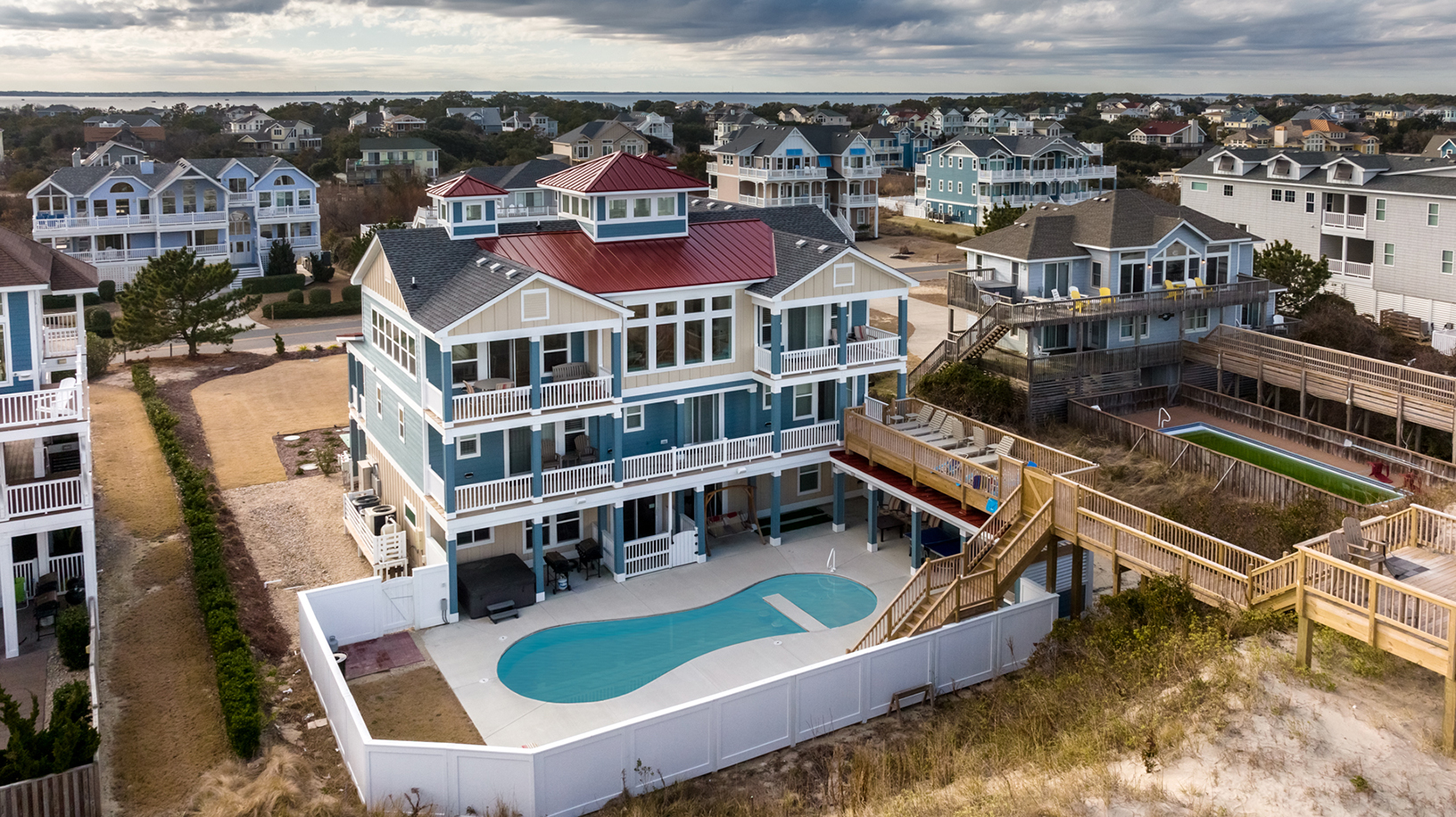 Upscale Twelve Bedroom Vacation Rental in The Outer Banks