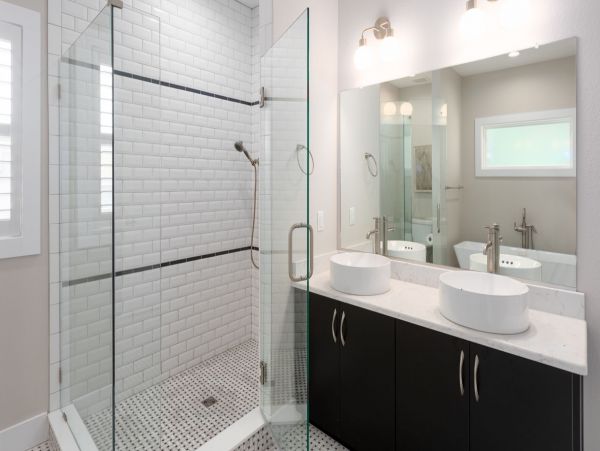Upscale Twelve Bedroom Vacation Rental in The Outer Banks
