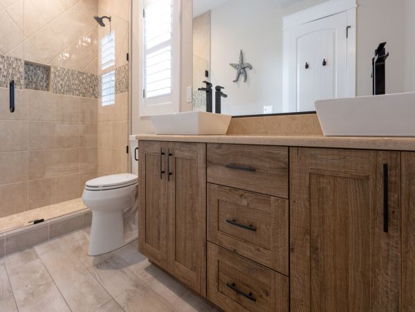 Upscale Twelve Bedroom Vacation Rental in The Outer Banks