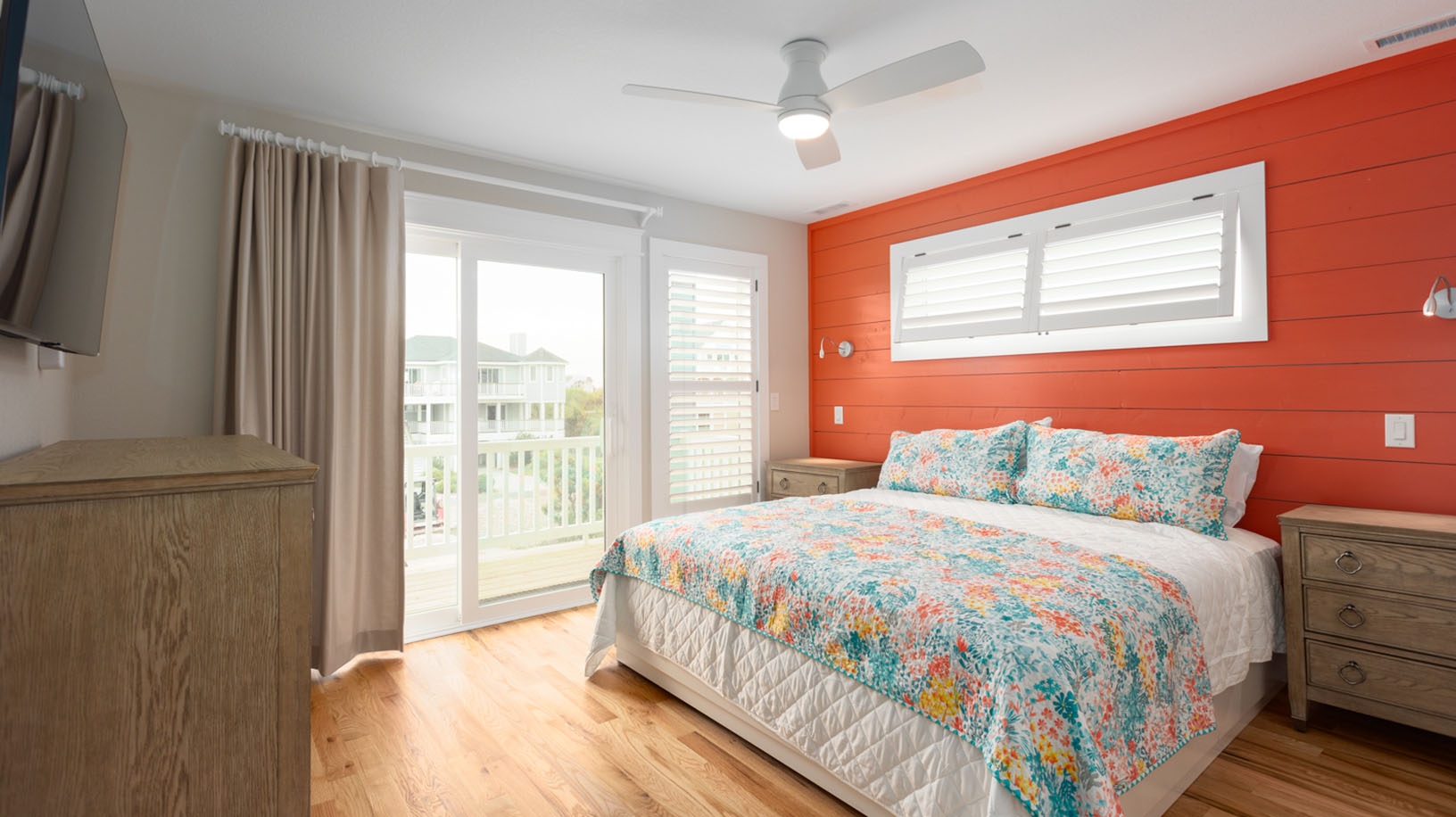 Upscale Twelve Bedroom Vacation Rental in The Outer Banks