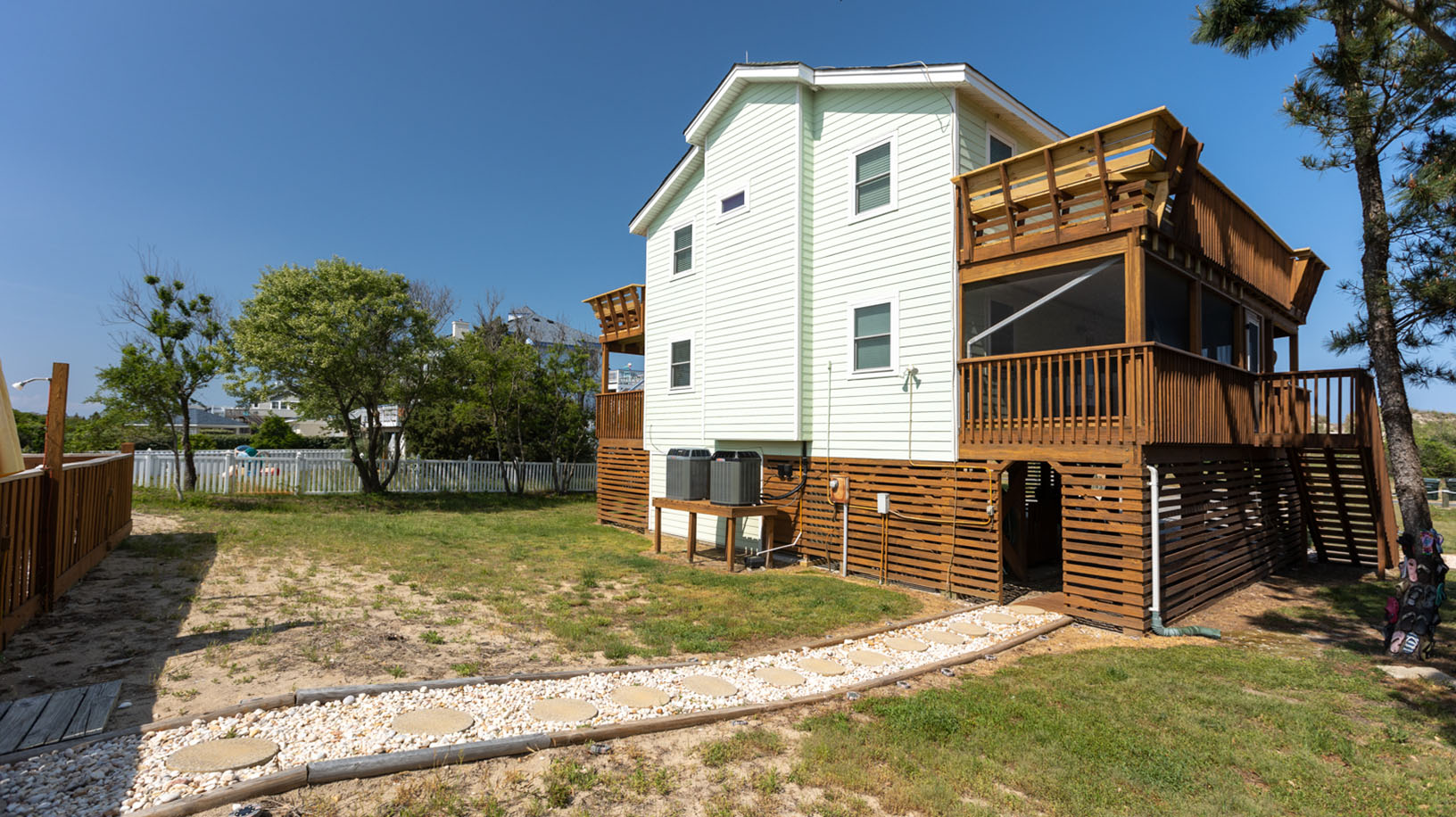 The Outer Banks Home 1016962