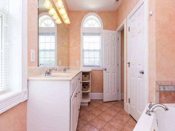 The Outer Banks Home 1016980