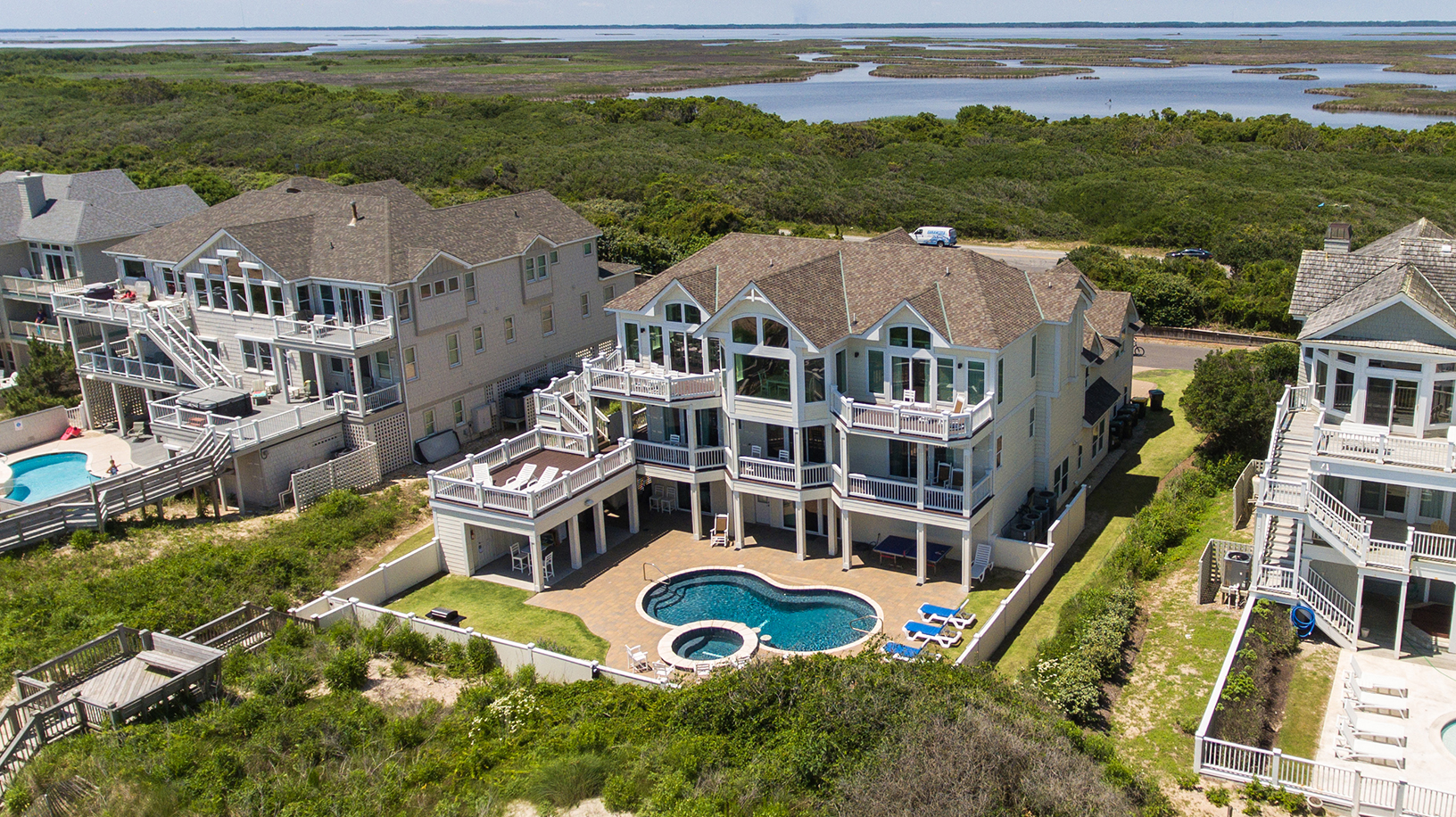The Outer Banks Home 1016984
