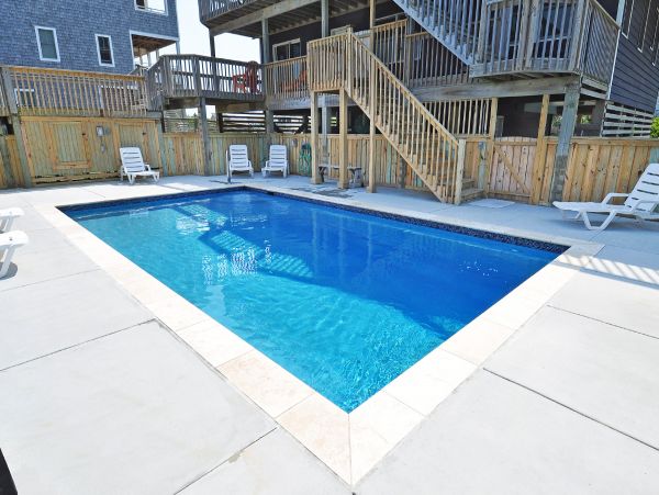 Outer Banks Beautiful Home - 6 Bedrooms & Full Ocean Views