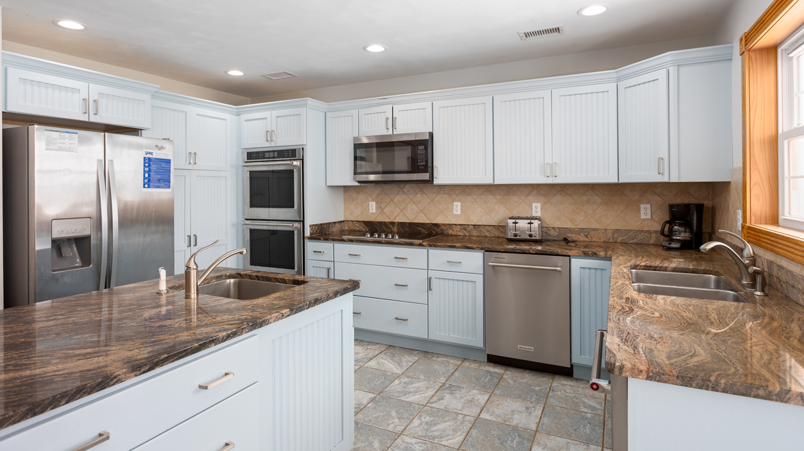 Corolla Luxury 11 Bedroom House With Full Ocean View & Pool