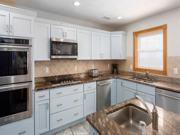 Corolla Luxury 11 Bedroom House With Full Ocean View & Pool