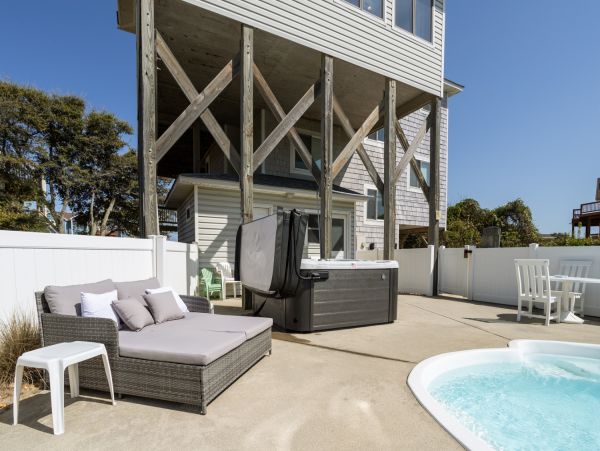 The Outer Banks Home 1017000