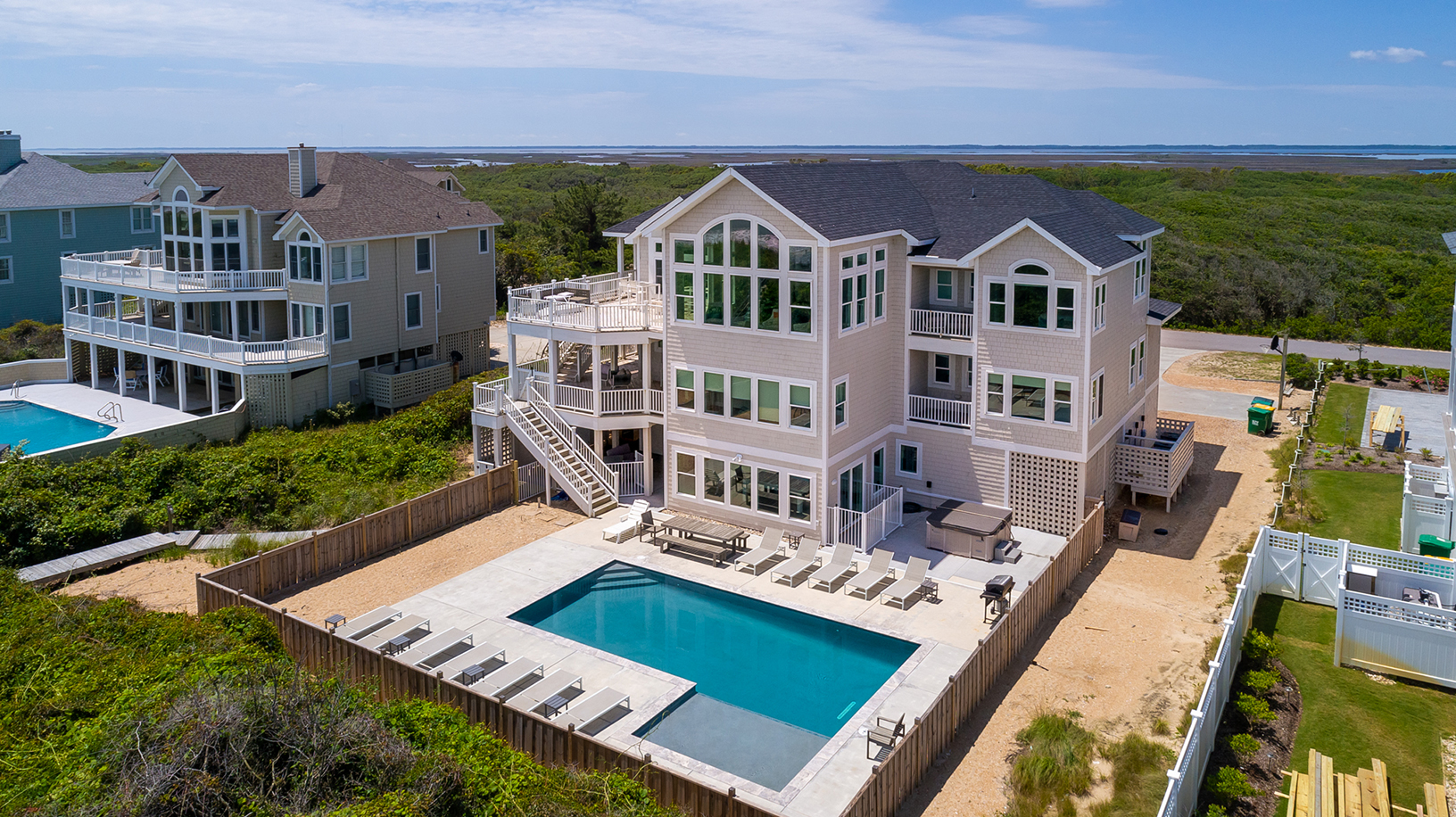 The Outer Banks Home 1017016