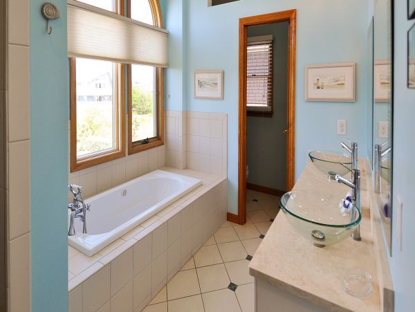 The Outer Banks Home 1017018