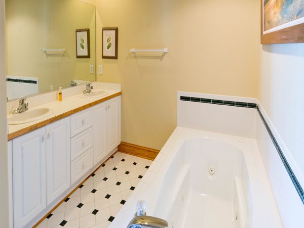 The Outer Banks Home 1017029
