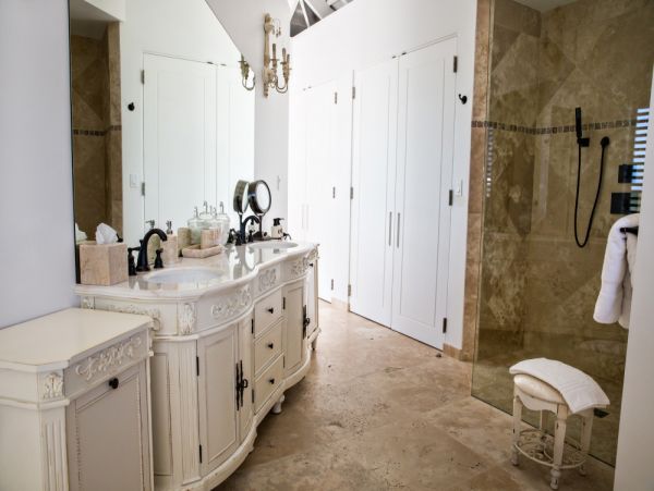 Turks And Caicos Home 1017047