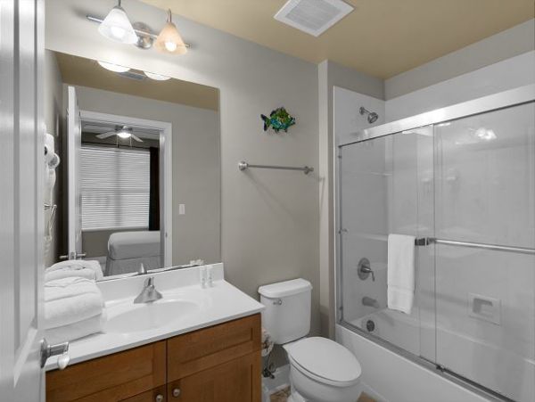Gulf Front Rental Condo in Panama City Beach Sleeps 8 Guests