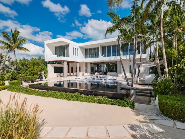 Turks And Caicos Home 1017052