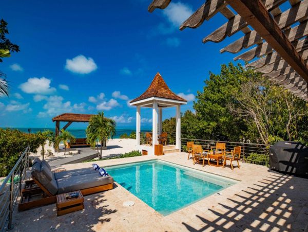 Turks And Caicos Home 1017061