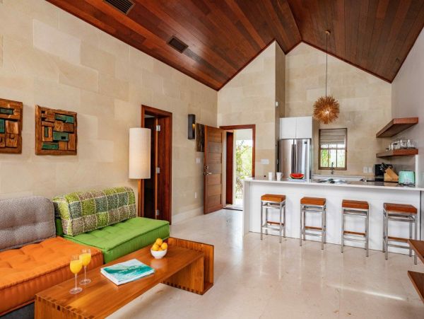 Turks And Caicos Home 1017061