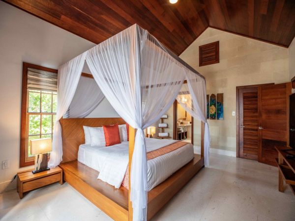 Turks And Caicos Home 1017061