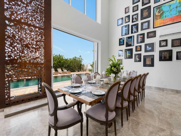 Beachfront Nine Bedroom Vacation Rental in Turks and Caicos