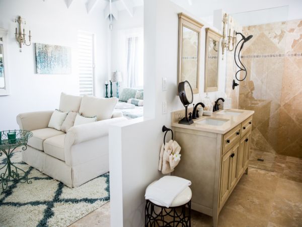 Turks And Caicos Home 1017065