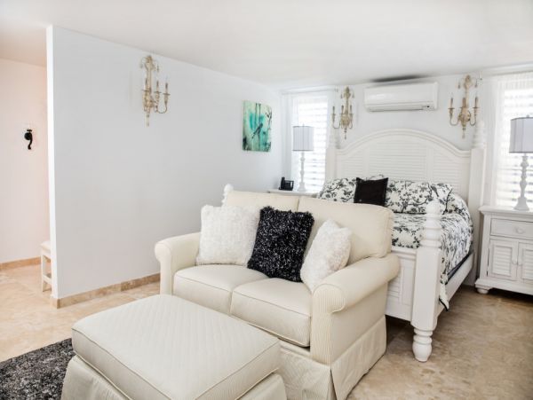 Turks And Caicos Home 1017065