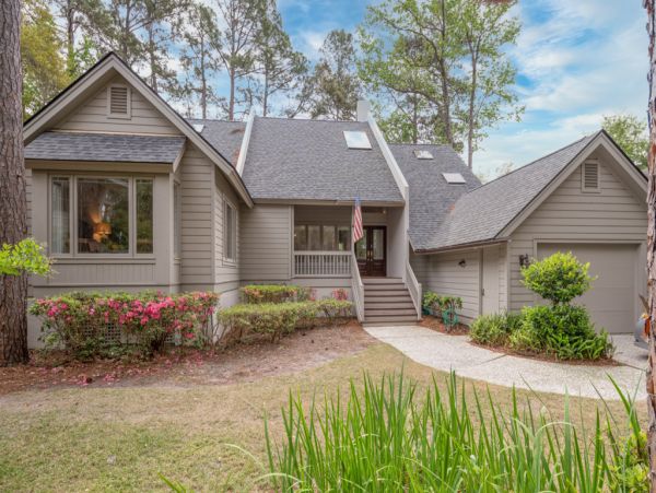 Hilton Head Home Enjoys Pool, Lagoon and Golf Course Views!