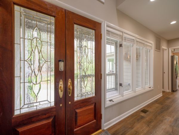 Hilton Head Home Enjoys Pool, Lagoon and Golf Course Views!