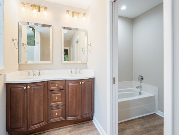 Hilton Head Home Enjoys Pool, Lagoon and Golf Course Views!