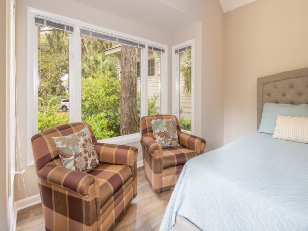 Hilton Head Home Enjoys Pool, Lagoon and Golf Course Views!