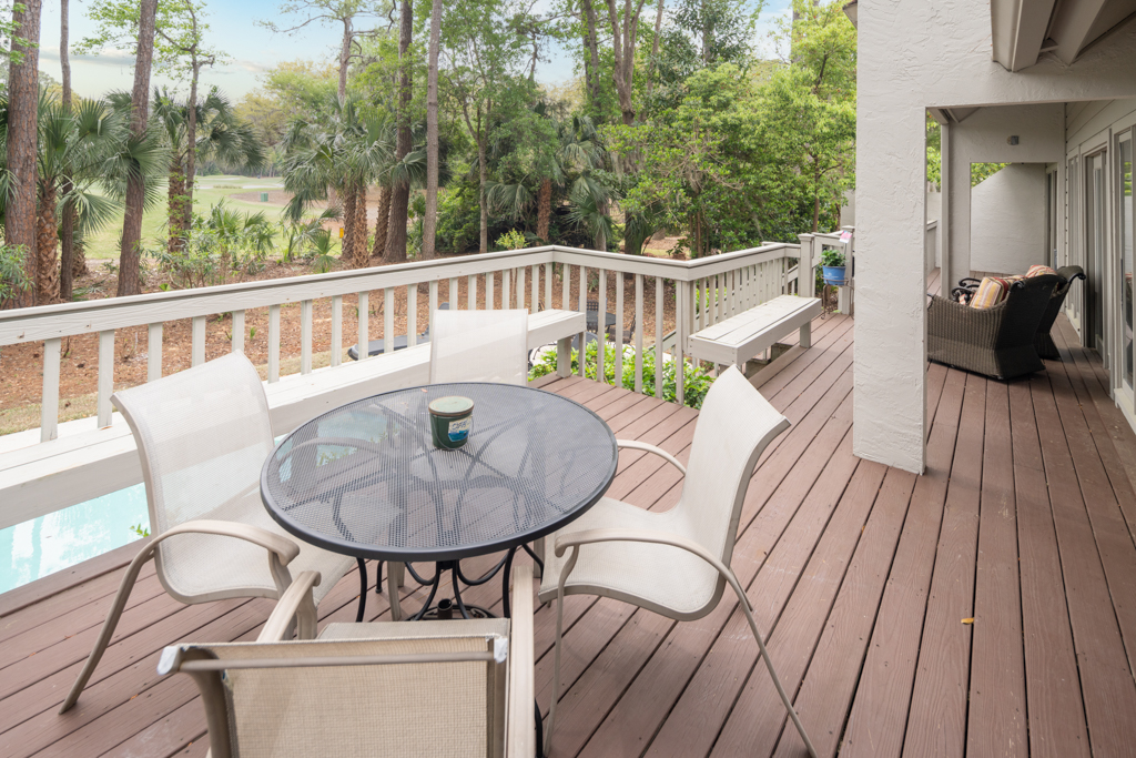 Hilton Head Home Enjoys Pool, Lagoon and Golf Course Views!