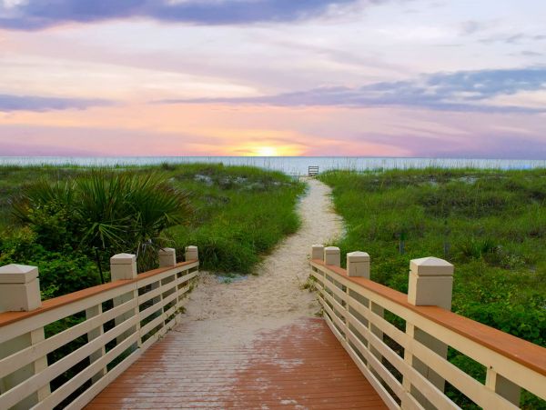 Hilton Head Home Enjoys Pool, Lagoon and Golf Course Views!