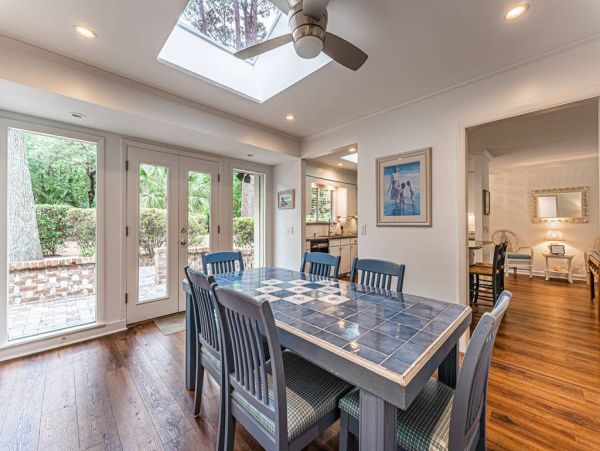 Hilton Head 4 Bedroom Pool Home with Guest House Sleeps 10