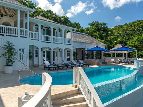 Luxurious 10 Bedroom Villa Infinity Pool & Views Montego Bay